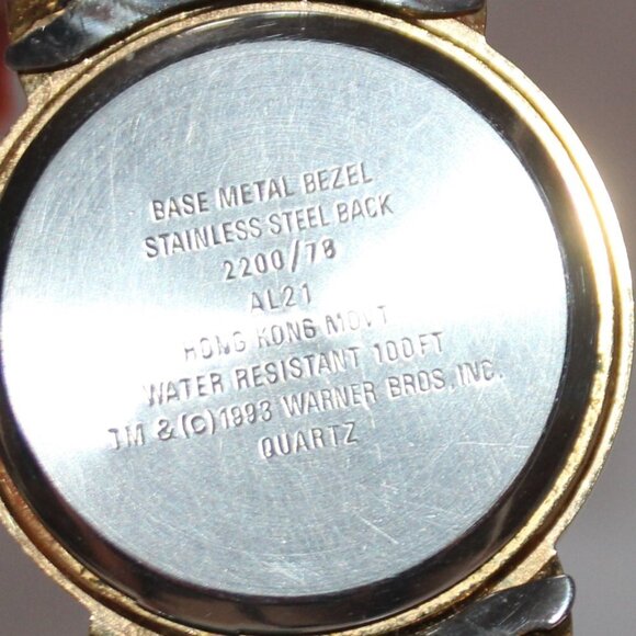 Seiko Bugs Bunny Large Dial Stretch Band Watch main image 6